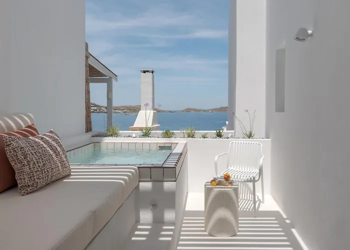 Aegean Colors Paros * Νάουσα